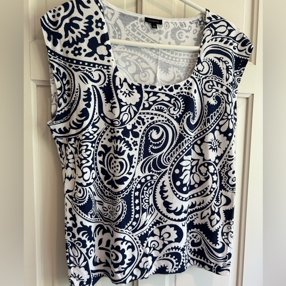 NWOT Talbot’s Navy and White Paisley Knit Women's Top